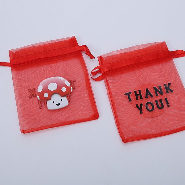 Hướng dẫn cơ bản về cách sử dụng túi dây rút Organza để đóng gói quà tặng